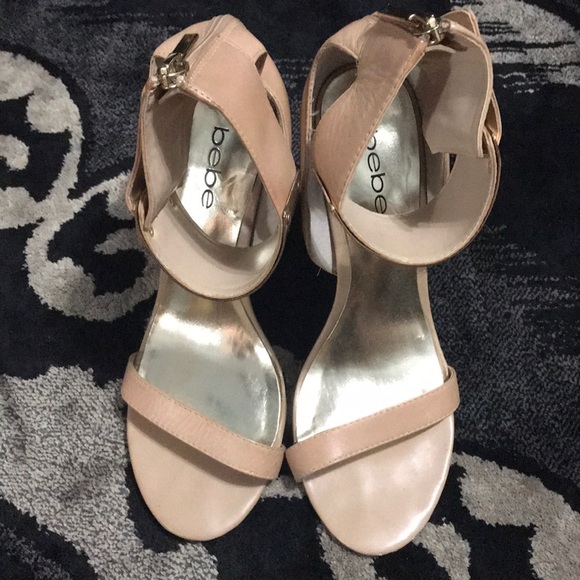 Bebe Pumps - Picture 2 of 6